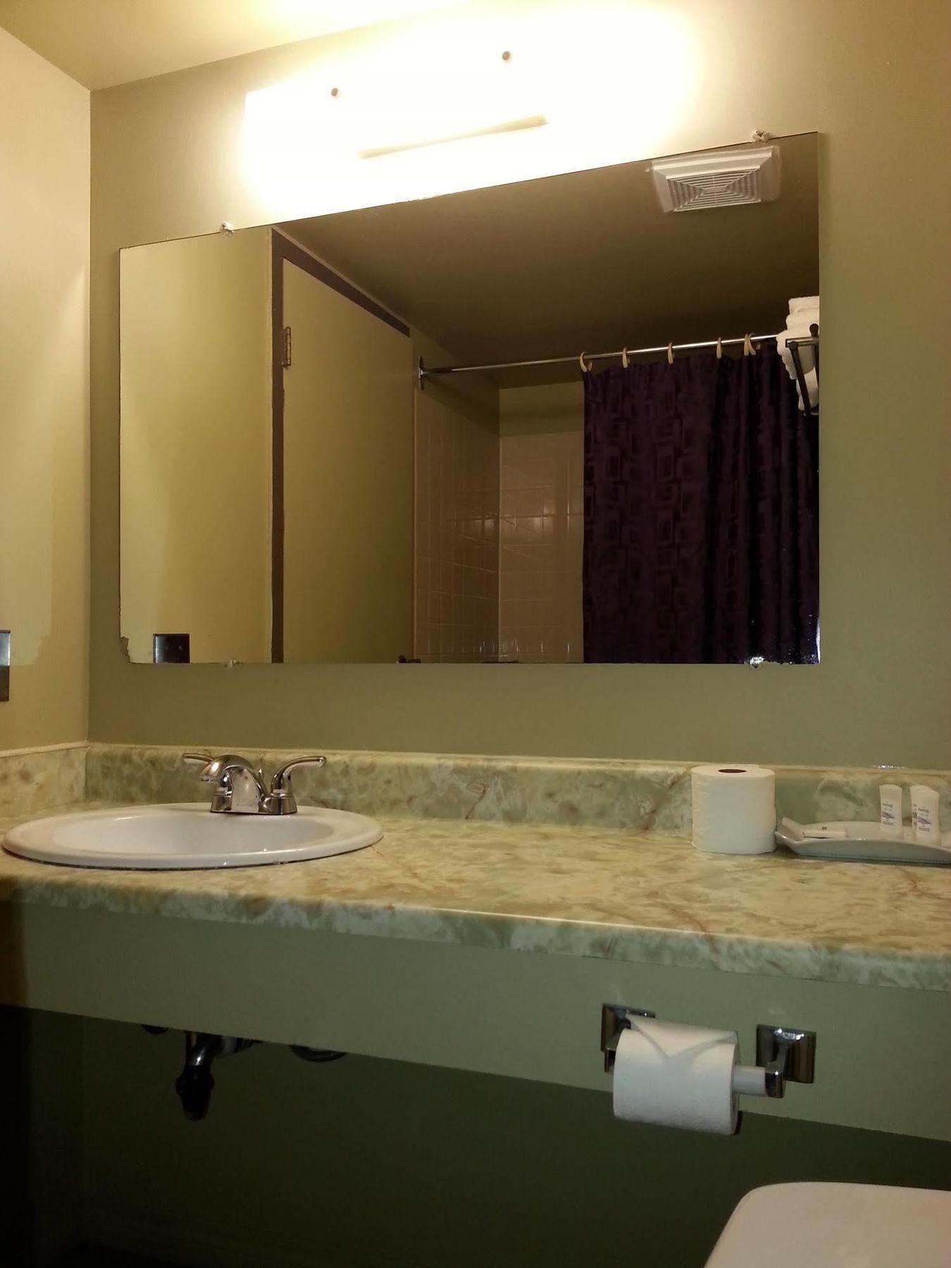 Hotel Ramada By Wyndham Dawson Creek Zewnętrze zdjęcie